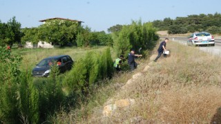 Çanakkale’nin Bayramiç ilçesinde otomobil şarampole devrildi: 3 yaralı