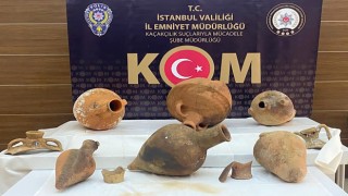 Sarıyer’de restoranda sergilenen 11 amforaya el konuldu