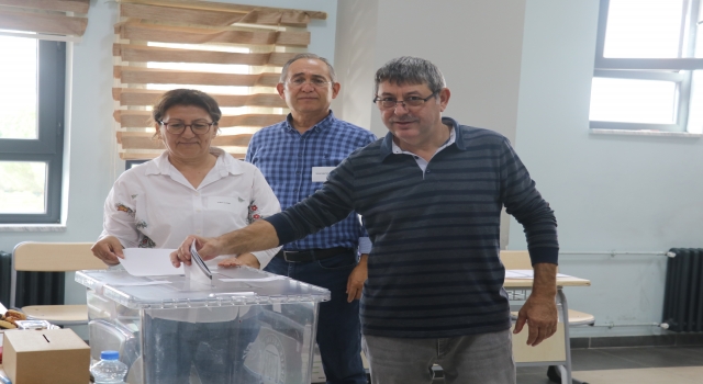 Bulgaristan’daki erken seçimler için Sakarya ve Kocaeli’de oy verme işlemi başladı