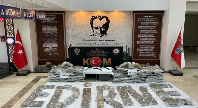Edirne’de bir tırda 95 kilo 754 gram sentetik uyuşturucu ele geçirildi