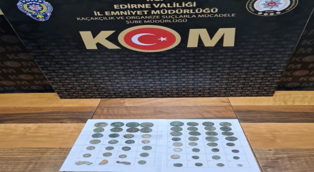 Edirne’de otomobilde 60 sikke ele geçirildi