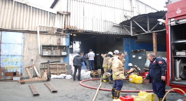 GÜNCELLEME Pendik’te kimya fabrikasında çıkan yangın söndürüldü