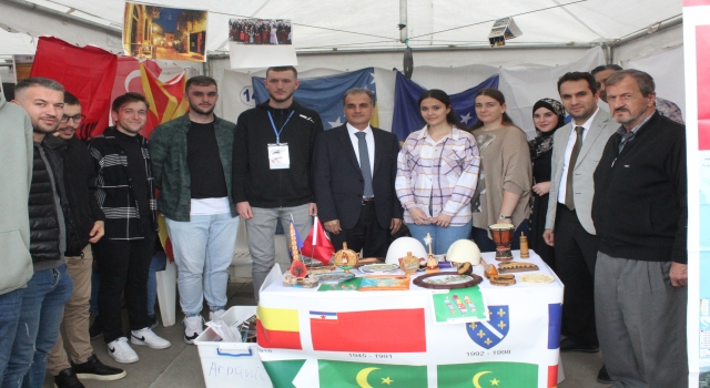 SAÜ’lü yabancı öğrenciler düzenledikleri etkinlikte ülkelerini tanıttı