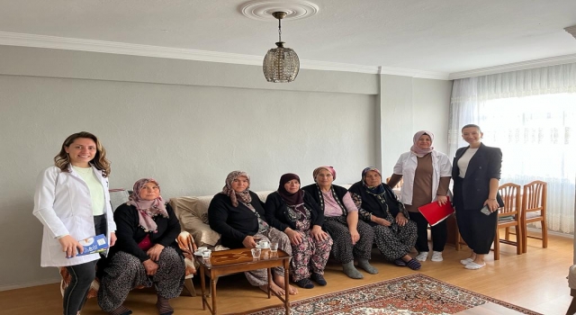 Tekirdağ’da kadınlar meme kanserine karşı bilgilendirilip, ücretsiz muayene ediliyor