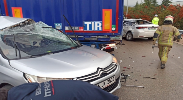 Bursa’da zincirleme trafik kazasında 2 kişi hayatını kaybetti