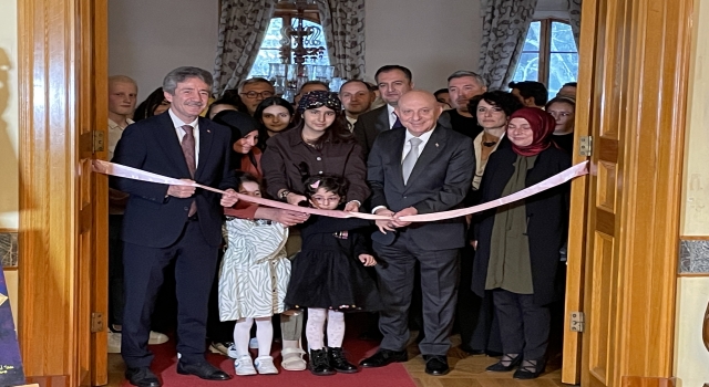 İstanbul’da ”Hastanede Çocuk Olmak Resim ve Fotoğraf Sergisi” açıldı