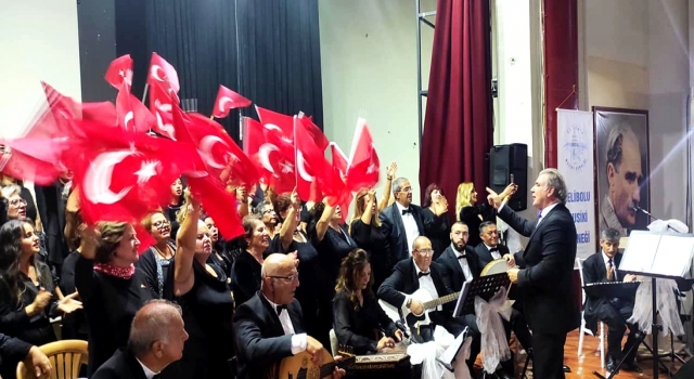 Gelibolu Musiki Derneği Korosundan ”Cumhuriyet Konseri”