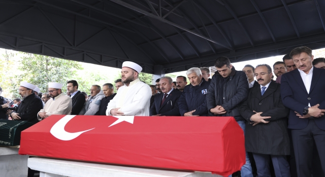 Beyoğlu’ndaki terör saldırısında hayatını kaybeden anne ve kızının cenaze namazı kılındı