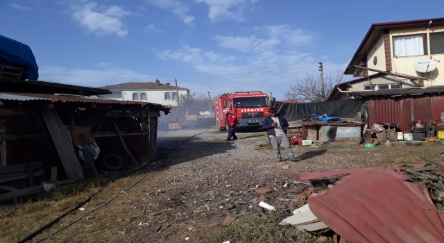 Kaynarca’da çıkan samanlık yangını söndürüldü