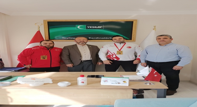 Edirne Yeşilay Spor Kulübü antrenörleri judoda Balkan şampiyonu oldu