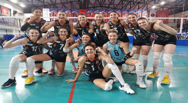 Sakarya Voleybol, Havran Belediyespor’u 32 mağlup etti