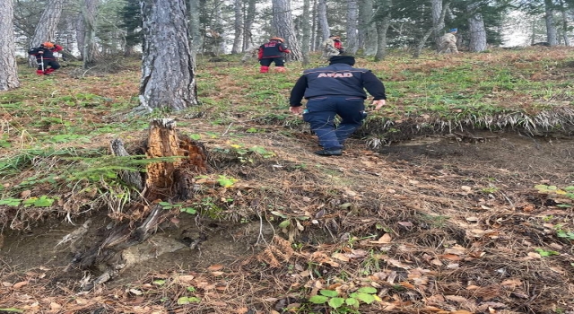 Telefon sinyaline Sakarya’da ulaşılan kayıp genç aranıyor