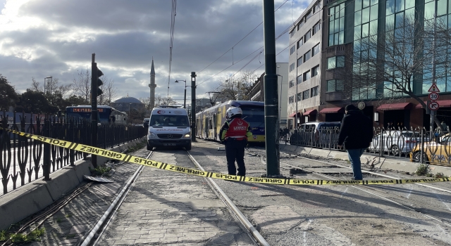 KabataşBağcılar tramvayı raydan çıktı 