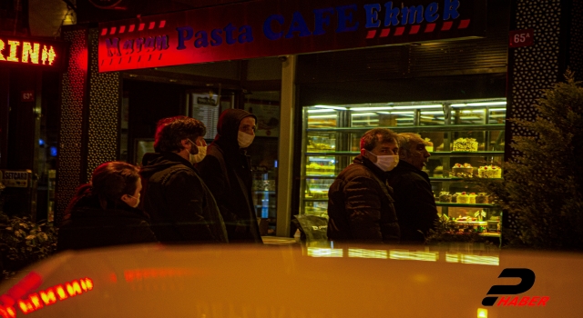 İstanbul'da sokağa çıkma yasağı öncesinde yoğunluk yaşanıyor