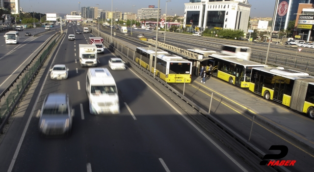 İstanbul haftanın ilk gününe sakin başladı