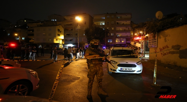 Şişli’de çıkan silahlı çatışmada kurşunlar polis aracına isabet etti