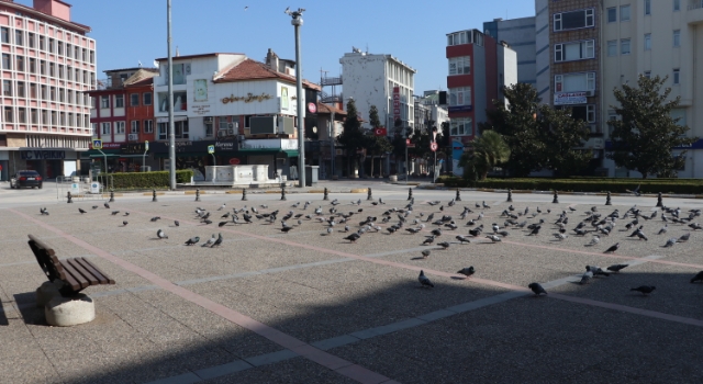 Bursa ve çevre illerde sokağa çıkma kısıtlamasına uyuluyor