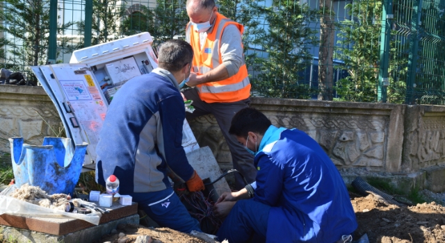 Sakarya’da iki siteye ait telefon ve internet kabloları 6 kez çalındı