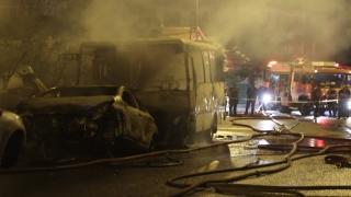 Çekmeköy’de otomobilde çıkan yangın iş yerine sıçradı