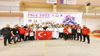 Sakarya Büyükşehir Belediyesporlu minik judoculardan Balkan Şampiyonası’nda başarı