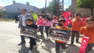Pazaryeri’nde ”Yayalara öncelik duruşu, hayata saygı duruşu” uygulaması yapıldı