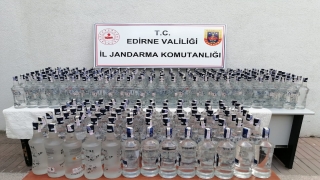 Edirne’de otomobilde 307 litre kaçak içki ele geçirildi