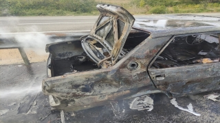 Tekirdağ’da bariyerlere çarptıktan sonra yanan otomobildeki kişi öldü