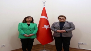 Aksal, Aile ve Sosyal Hizmetler Bakanı Yanık ile görüştü