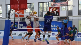 Voleybol: AXA Sigorta Efeler Ligi