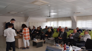 Balıkesir Büyükşehir Belediyesinden zeytin üreticilerine malzeme desteği