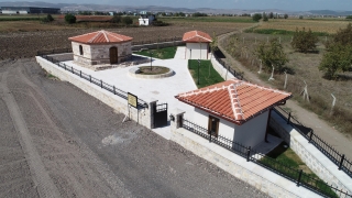 Balıkesir’de restorasyonu tamamlanan Fatma Sultan Türbesi ziyarete açıldı