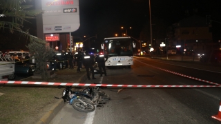 Kocaeli’de otobüsle çarpışan motosikletin sürücüsü hayatını kaybetti