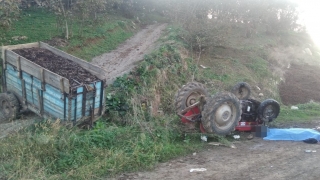 Sakarya’da devrilen traktörün altında kalan kişi yaşamını yitirdi