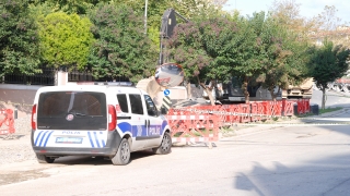 Pendik’te kanalizasyon çalışması sırasında insan kemiği bulundu