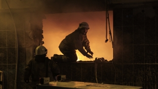 Fatih’te bir binanın doğal gaz kutusunda patlama meydana geldi 