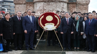 Taksim’de Öğretmenler Günü dolayısıyla tören düzenlendi